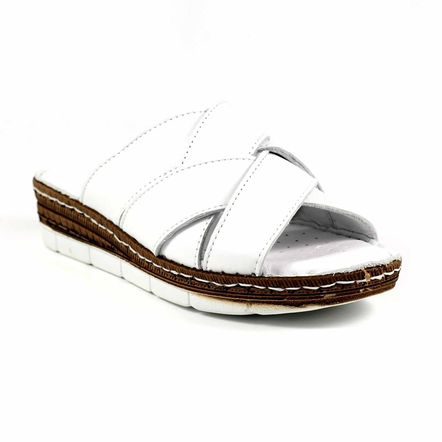 LUNAR Gwen White Leather Sandal - JLK001 1 gwen white leather sandal p6361 374590 image