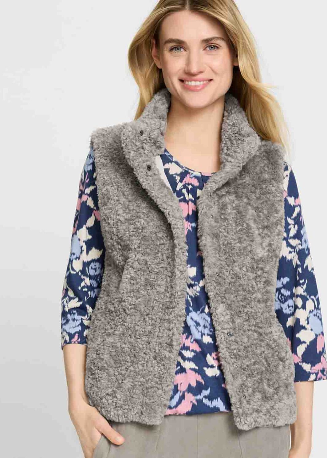 Olsen Vintage Romance 25 09 01 10046 15001635
