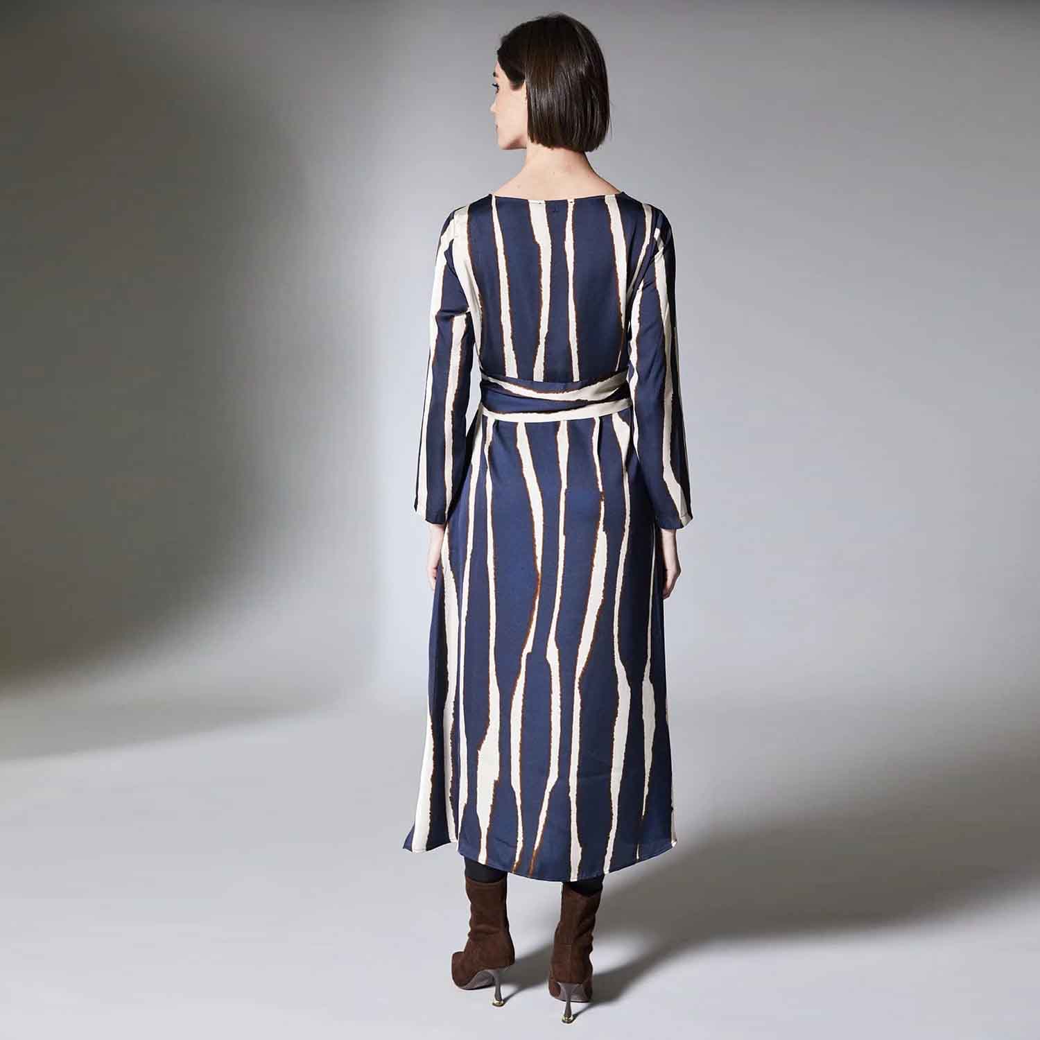 PERUZZI Wave Print Dress in Navy - AW25196 2 W25196 12