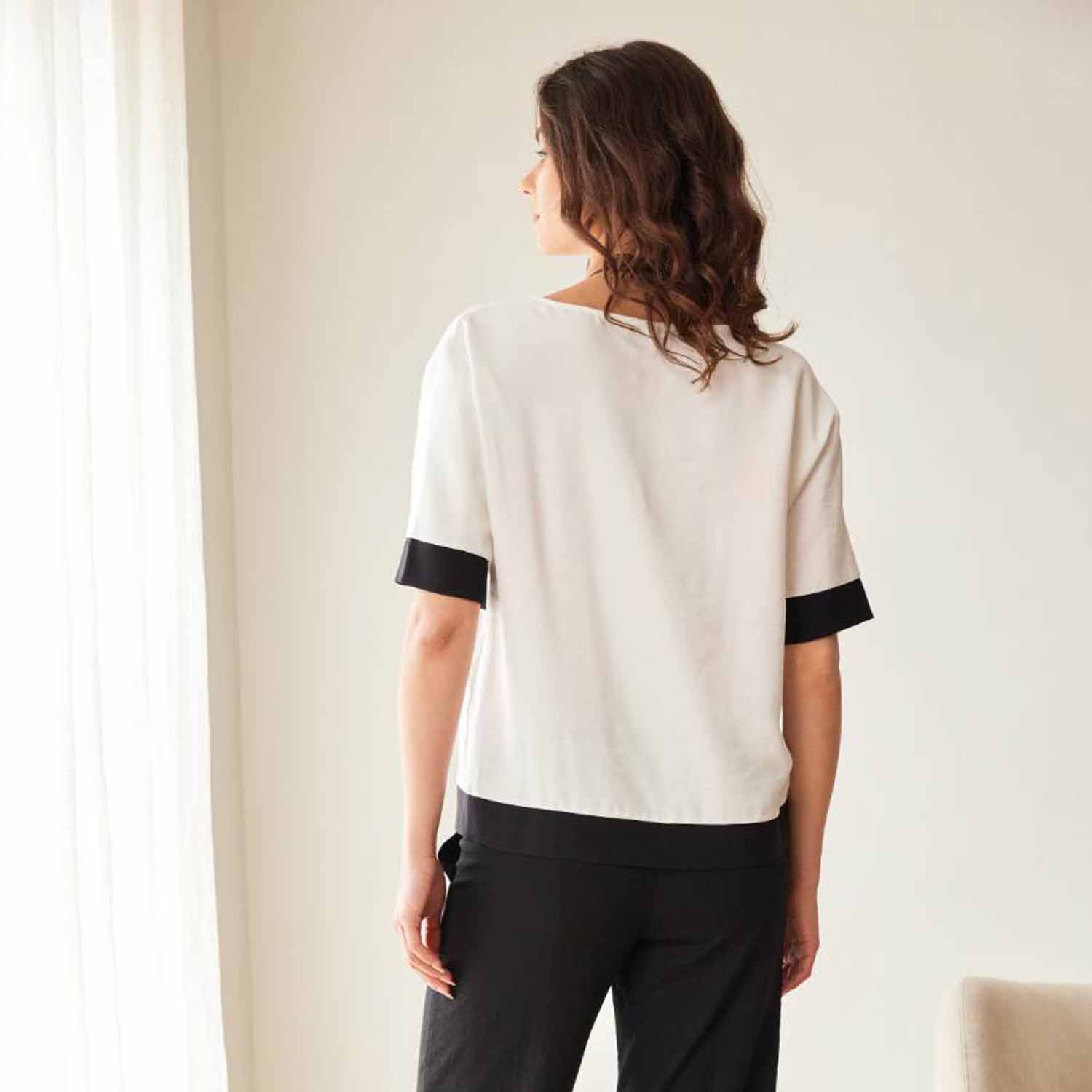 PERUZZI SS26164 METALLIC TOP-BLACK/WHITE 3 PERUZZI SS26164 METALLIC TOP-BLACK/WHITE - Image 3